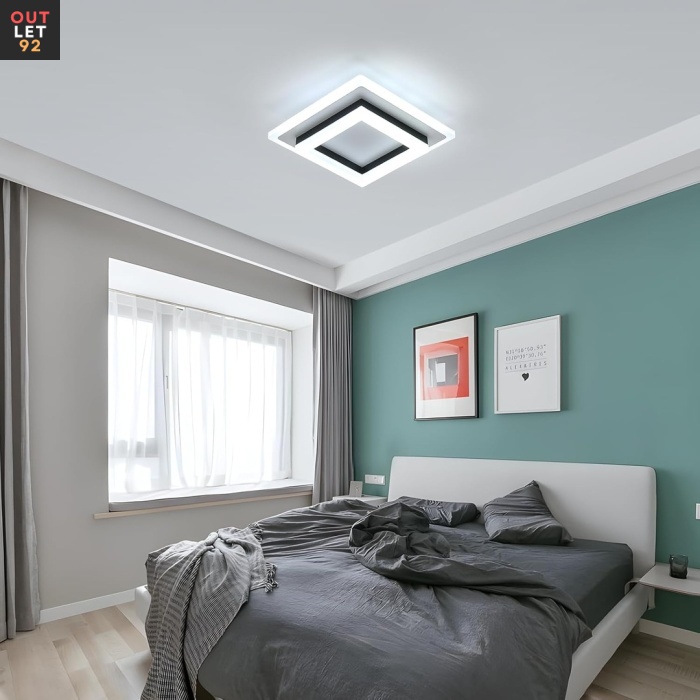 OUTLET.ruudulinelaevalgus2.jpg
